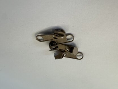 Clearance Beige No3 Zip sliders Bag of 1000 - Image 2